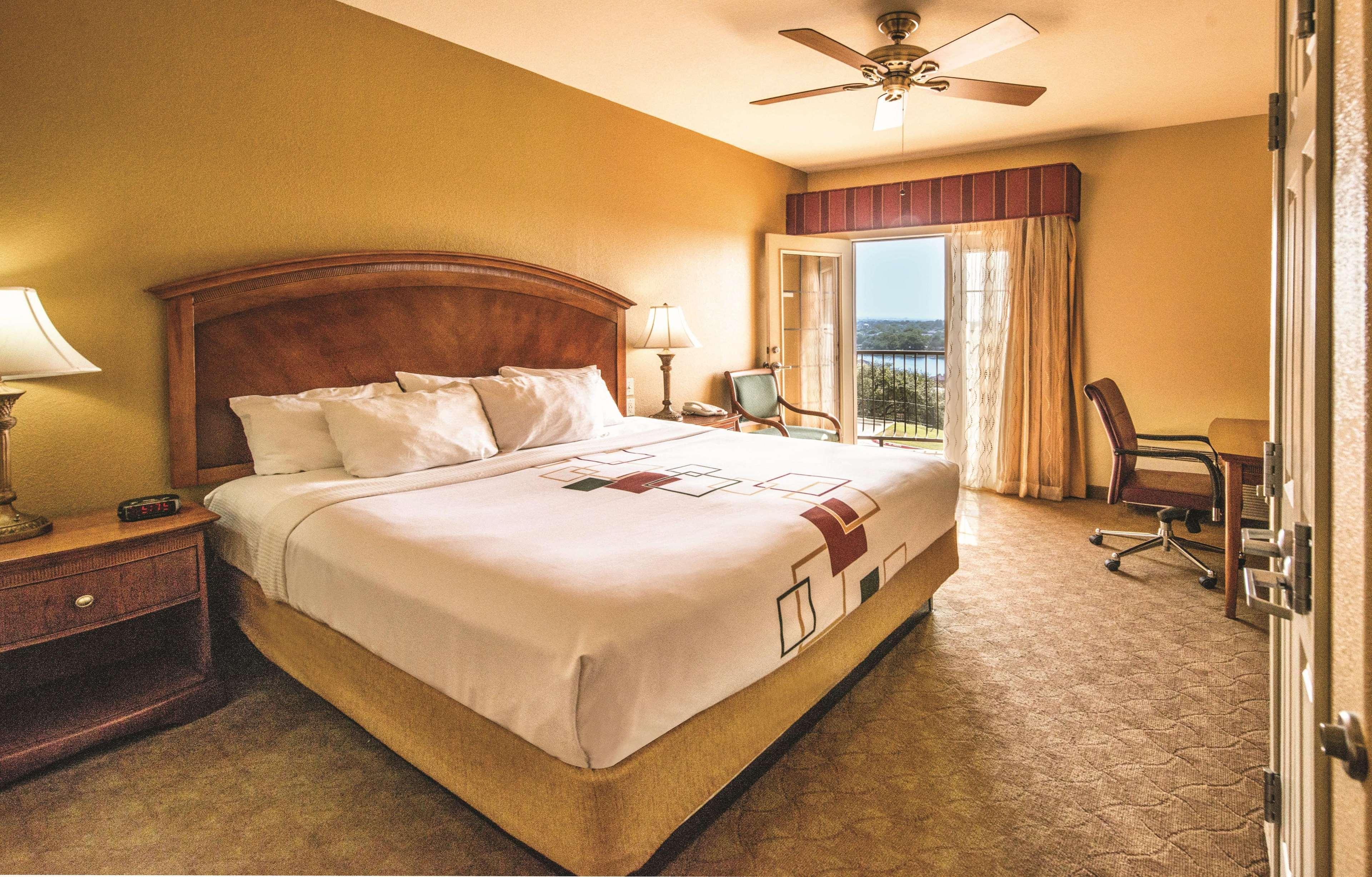 La Quinta By Wyndham Marble Falls Exteriér fotografie