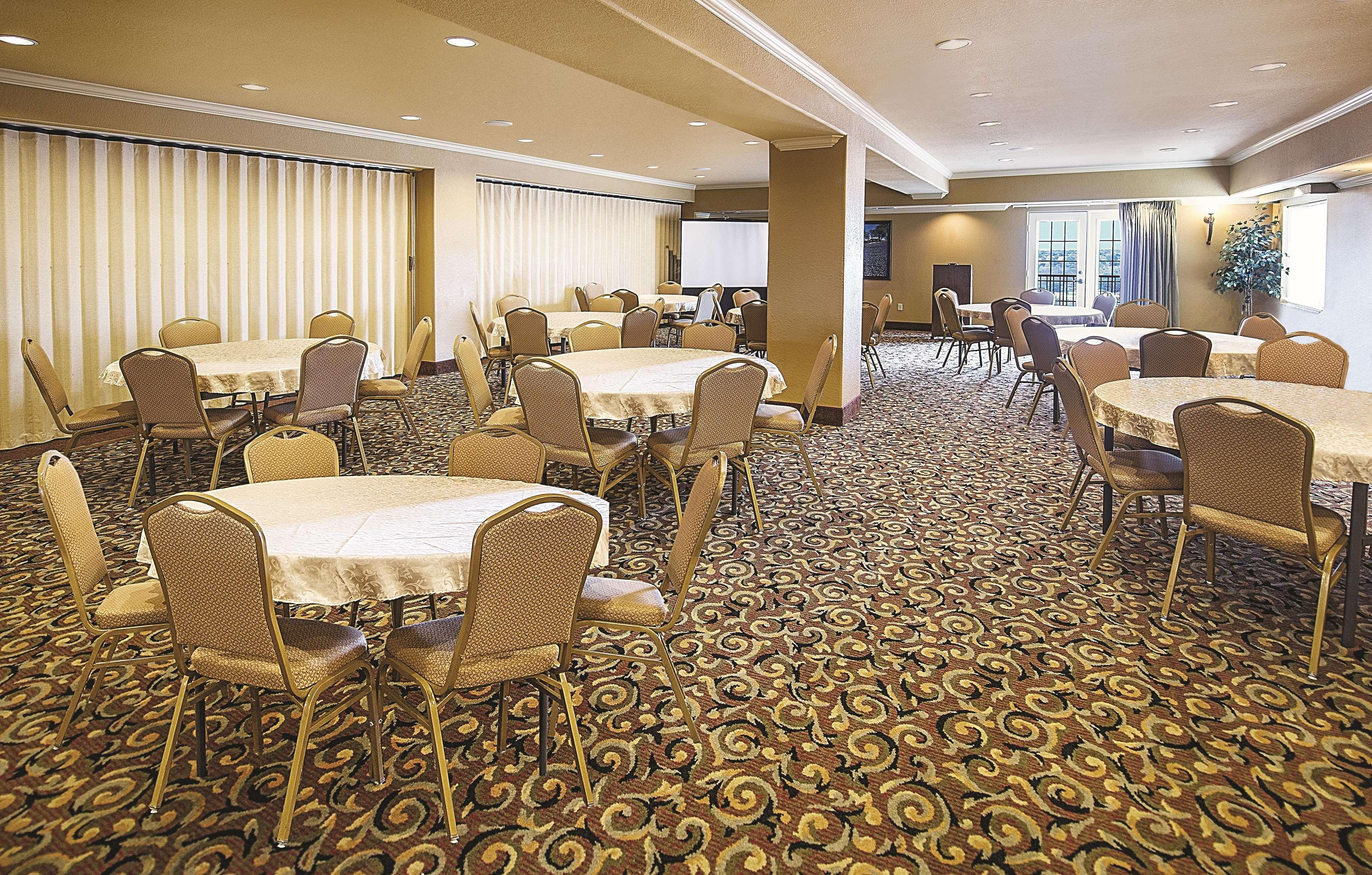 La Quinta By Wyndham Marble Falls Exteriér fotografie